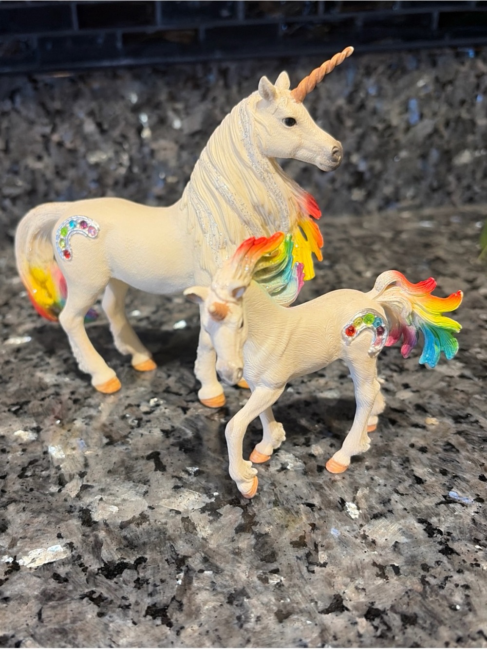 Schleich Bayala RAINBOW UNICORN MARE 2015 Fantasy Figure 73527 Lot Of 2